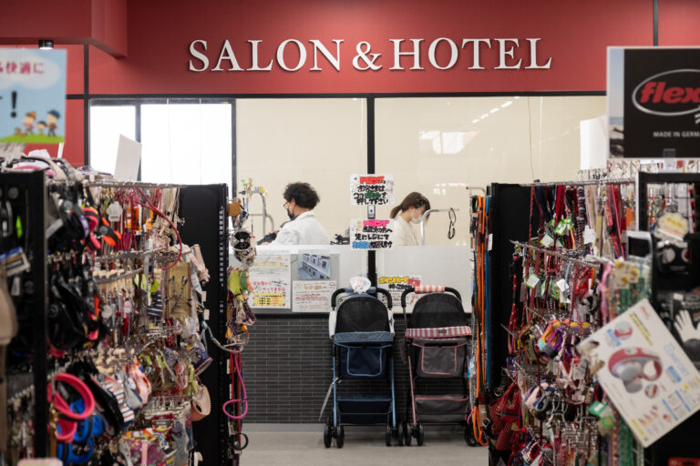 ペッツメイト佐賀店 店内