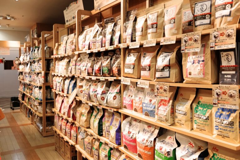 ペッツメイト宮交シティ店 店内